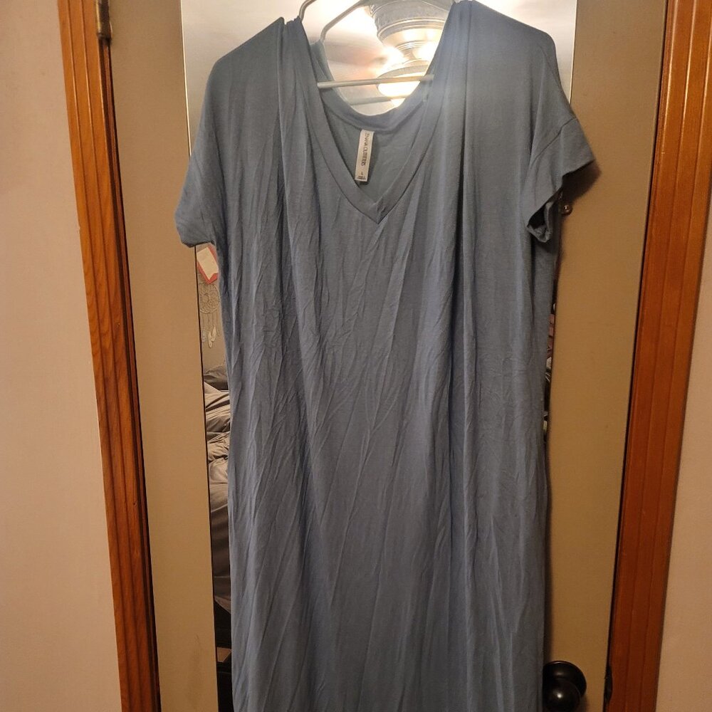 Zenana Outfitters Large Blue Maxi Dress